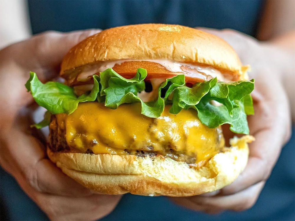 The best restaurant serving burger for Hillsboro Village, Nashville burger pickup.